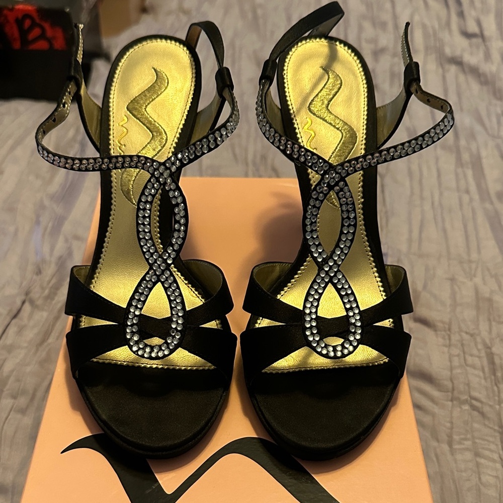 Nina Shoes Black Heels with Rhinestone Embellishments
